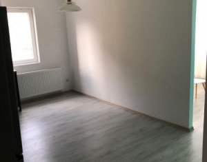 Lakás 2 szobák eladó on Floresti