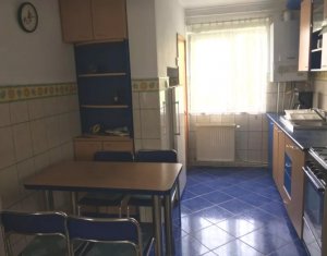 Lakás 4 szobák eladó on Cluj-napoca, Zóna Manastur