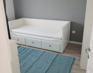 Lakás 3 szobák eladó on Floresti