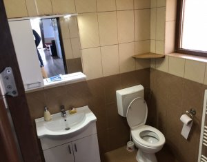 Ház 4 szobák eladó on Floresti