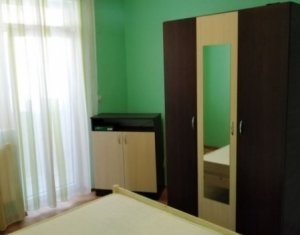 Lakás 3 szobák eladó on Floresti