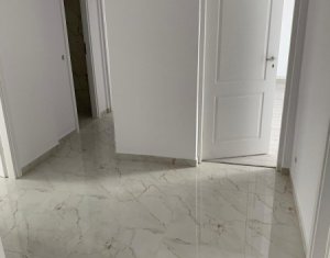 Lakás 4 szobák eladó on Cluj-napoca, Zóna Manastur