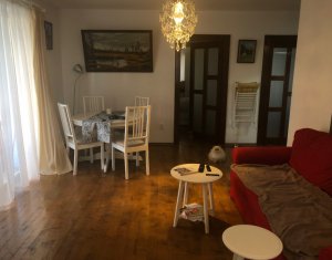 Lakás 3 szobák kiadó on Floresti