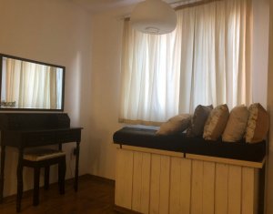 Lakás 3 szobák kiadó on Floresti