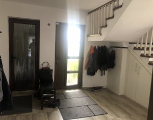 Ház 5 szobák kiadó on Floresti