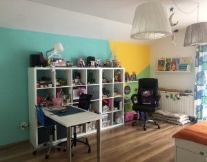 Ház 5 szobák kiadó on Floresti