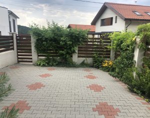 Ház 5 szobák kiadó on Floresti