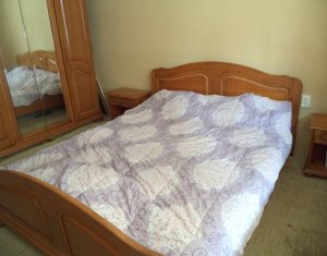 Lakás 3 szobák eladó on Floresti