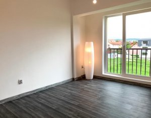 Lakás 2 szobák eladó on Floresti