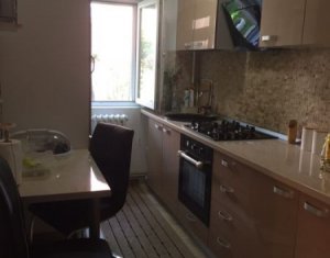 Lakás 3 szobák eladó on Cluj-napoca, Zóna Manastur