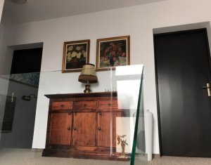 Ház 4 szobák eladó on Floresti