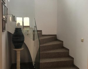 Ház 4 szobák eladó on Floresti