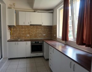 Lakás 2 szobák eladó on Floresti