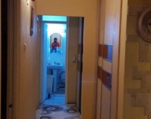 Lakás 4 szobák eladó on Cluj-napoca, Zóna Manastur