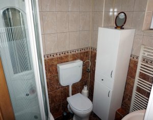 Ház 5 szobák eladó on Floresti