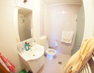 Ház 5 szobák eladó on Cluj-napoca, Zóna Manastur