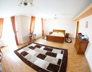 Ház 5 szobák kiadó on Cluj-napoca, Zóna Manastur