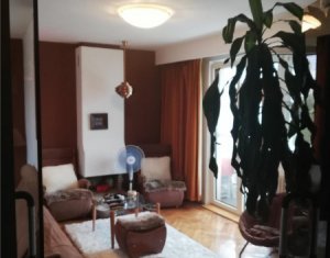 Lakás 4 szobák eladó on Cluj-napoca, Zóna Manastur