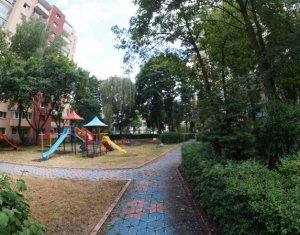 Lakás 3 szobák eladó on Cluj-napoca, Zóna Manastur