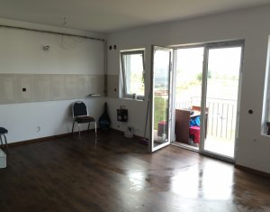 Lakás 2 szobák eladó on Floresti