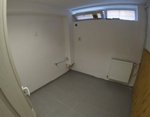 Ház 12 szobák kiadó on Cluj-napoca, Zóna Andrei Muresanu