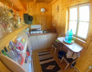 Nyaralók eladó on Somesu Rece