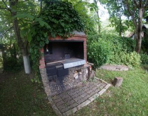 Nyaralók eladó on Somesu Rece