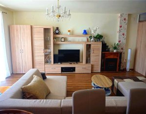 Lakás 3 szobák eladó on Floresti