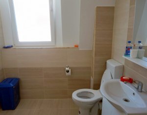 Lakás 3 szobák eladó on Floresti