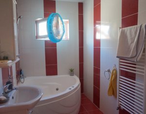 Lakás 3 szobák eladó on Floresti