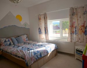 Lakás 3 szobák eladó on Floresti