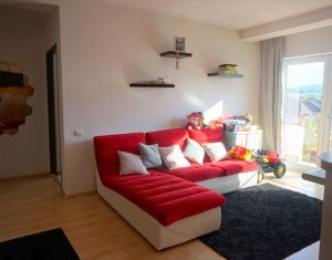 Lakás 3 szobák eladó on Floresti