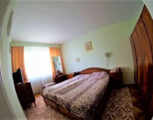 Lakás 4 szobák eladó on Cluj-napoca, Zóna Manastur