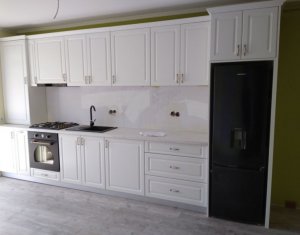 Lakás 3 szobák eladó on Floresti