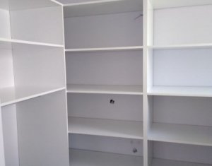 Lakás 3 szobák eladó on Floresti