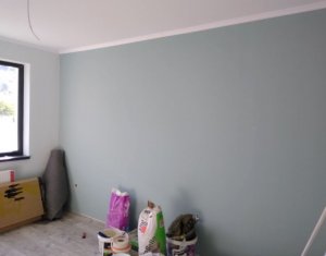 Lakás 3 szobák eladó on Floresti