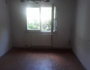 Lakás 4 szobák eladó on Cluj-napoca, Zóna Manastur