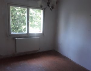 Lakás 4 szobák eladó on Cluj-napoca, Zóna Manastur