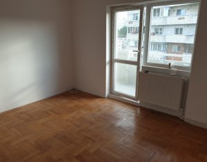 Lakás 3 szobák eladó on Cluj-napoca, Zóna Plopilor