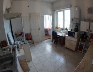 Lakás 4 szobák eladó on Cluj-napoca, Zóna Centru