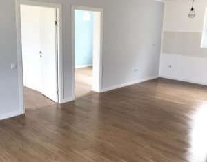 Lakás 3 szobák eladó on Floresti