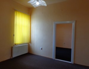 Lakás 3 szobák kiadó on Cluj-napoca, Zóna Centru