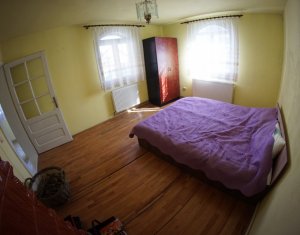 Ház 2 szobák kiadó on Sannicoara