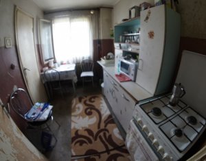 Lakás 3 szobák eladó on Cluj-napoca, Zóna Manastur