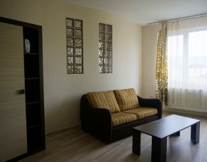 Lakás 3 szobák eladó on Floresti