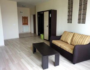 Lakás 3 szobák eladó on Floresti