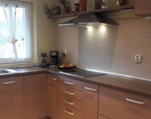 Ház 5 szobák kiadó on Cluj-napoca, Zóna Manastur