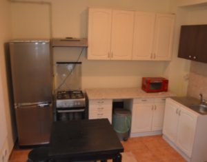 Lakás 4 szobák kiadó on Cluj-napoca, Zóna Centru