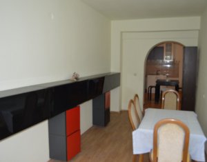 Lakás 4 szobák kiadó on Cluj-napoca, Zóna Centru