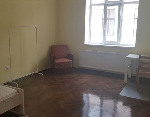 Lakás 3 szobák kiadó on Cluj-napoca, Zóna Centru